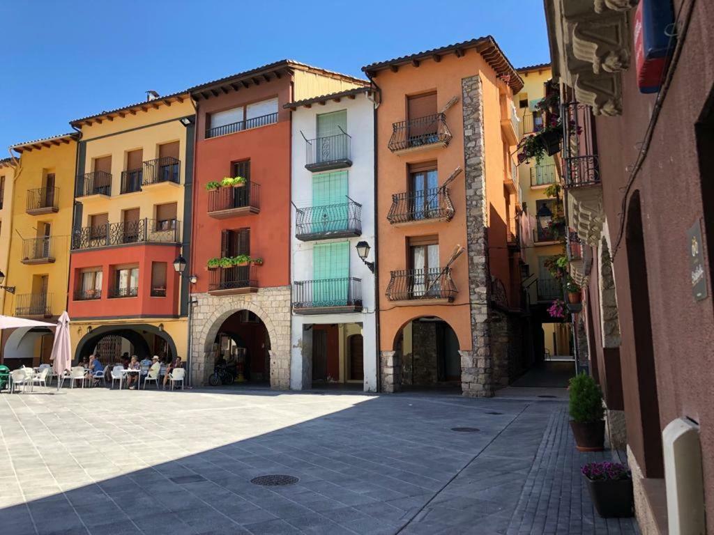 Apartamento Con Encanto El Pont de Suert Exterior photo