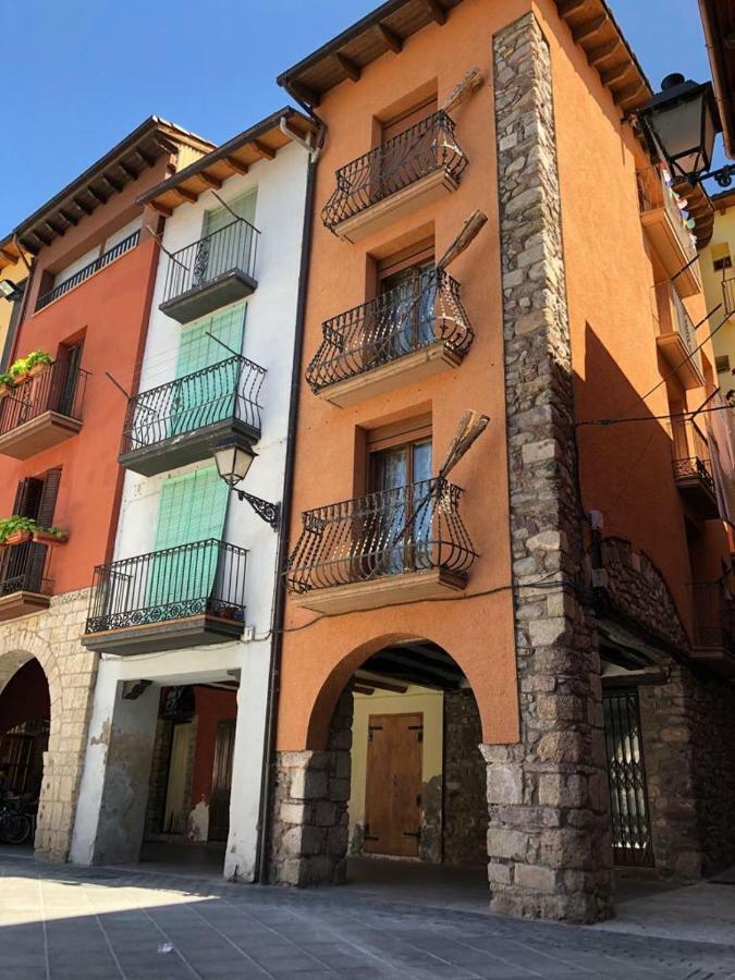 Apartamento Con Encanto El Pont de Suert Exterior photo